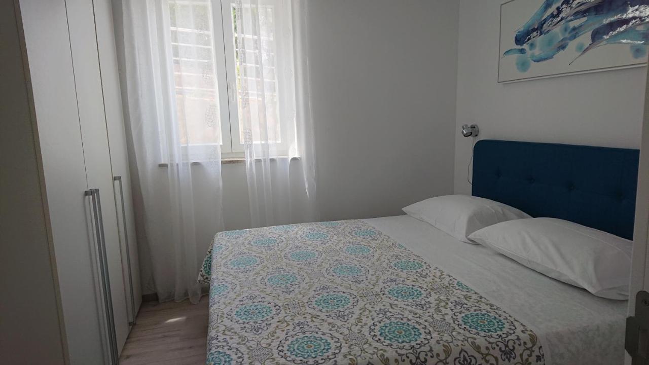 Roza Leilighet Cres Eksteriør bilde