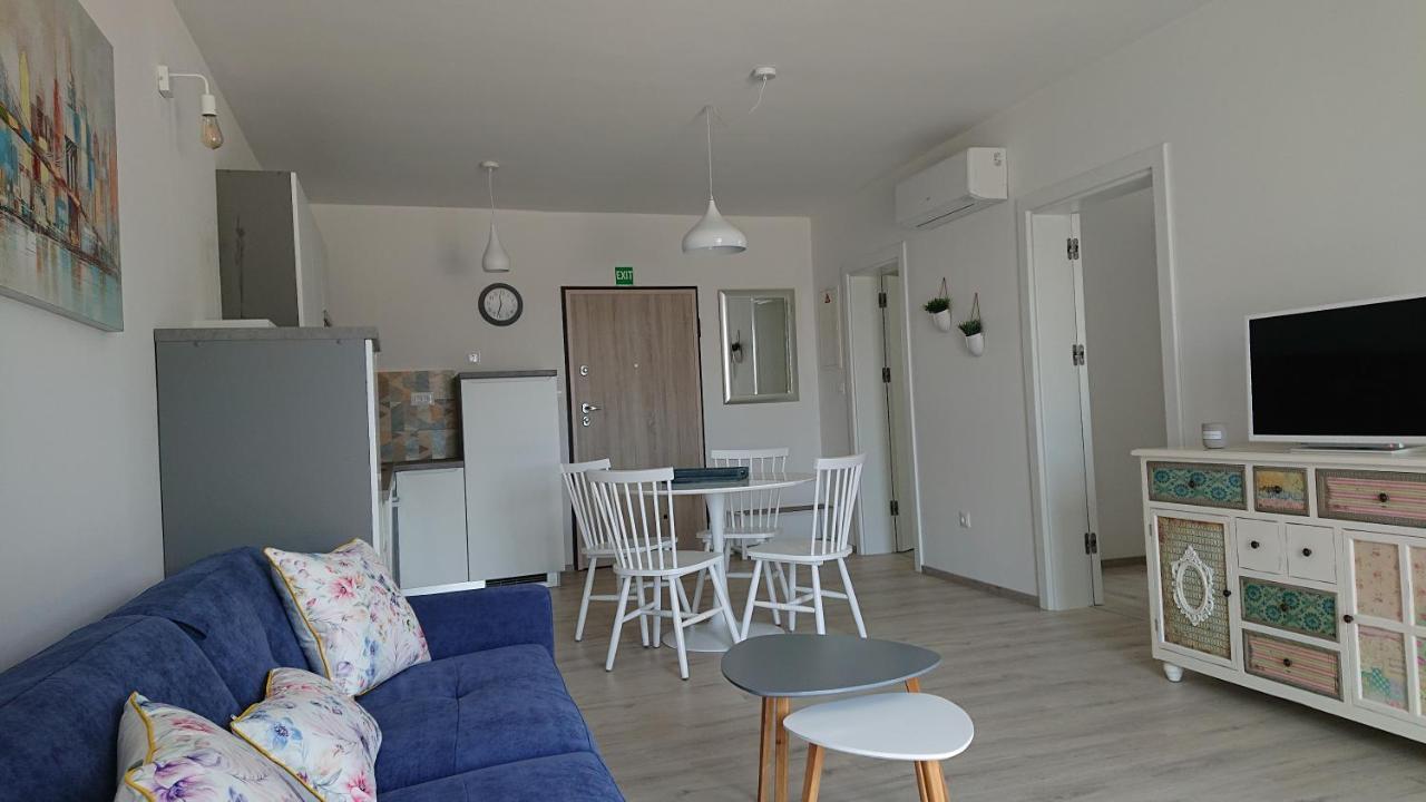 Roza Leilighet Cres Eksteriør bilde